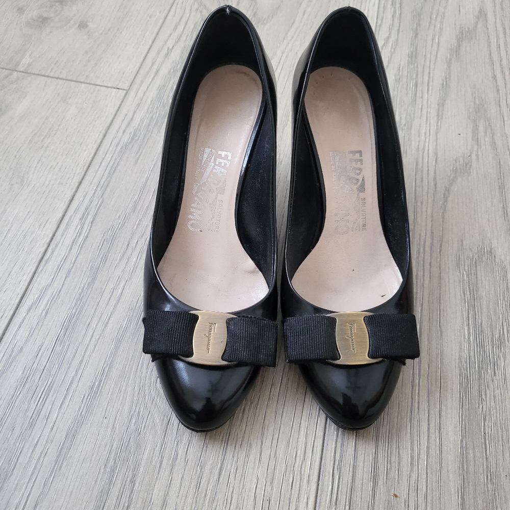 Salvatore Ferragamo leather shoes